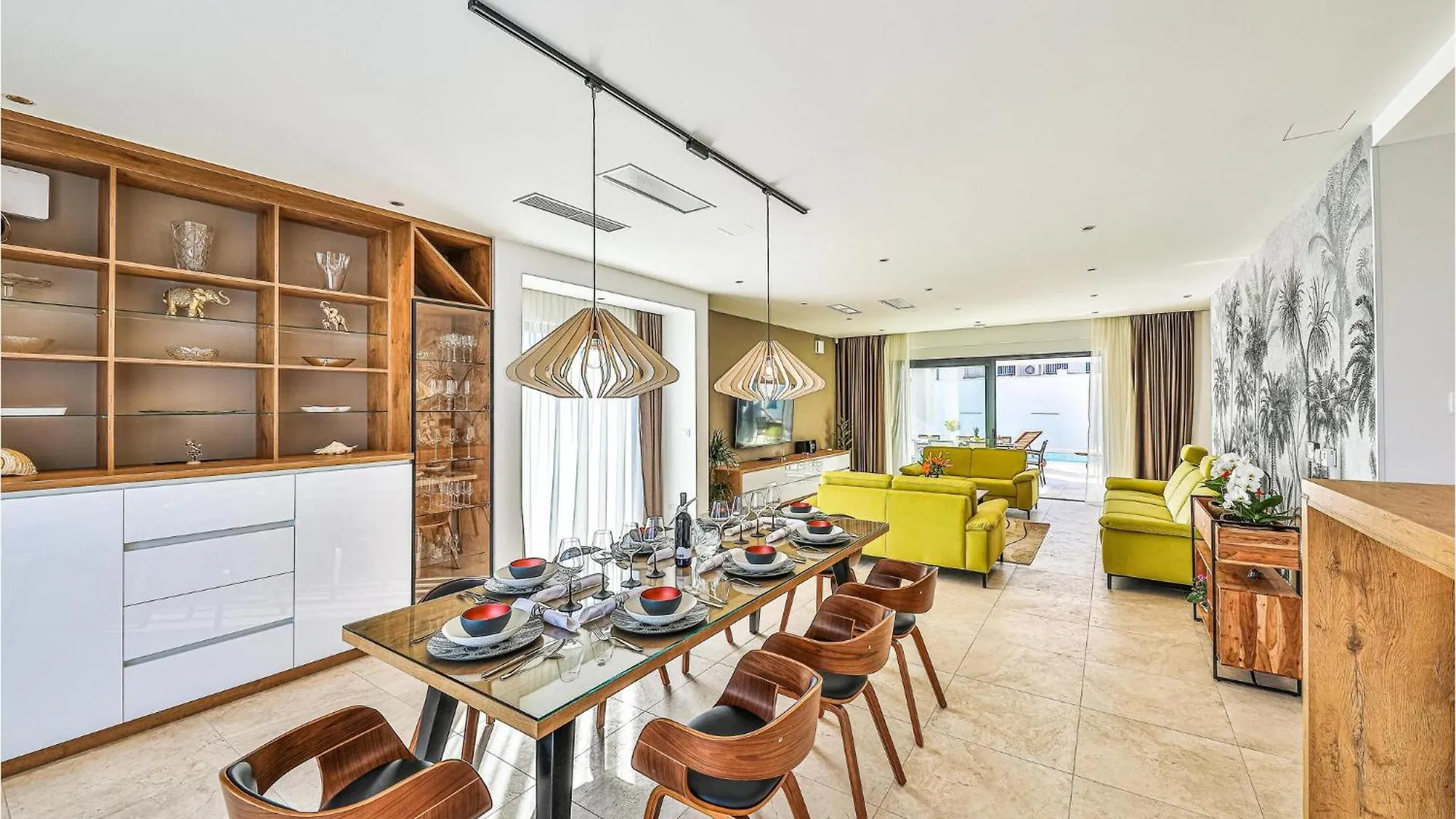 Beautiful Home In Trogir With Kitchen Holiday home
