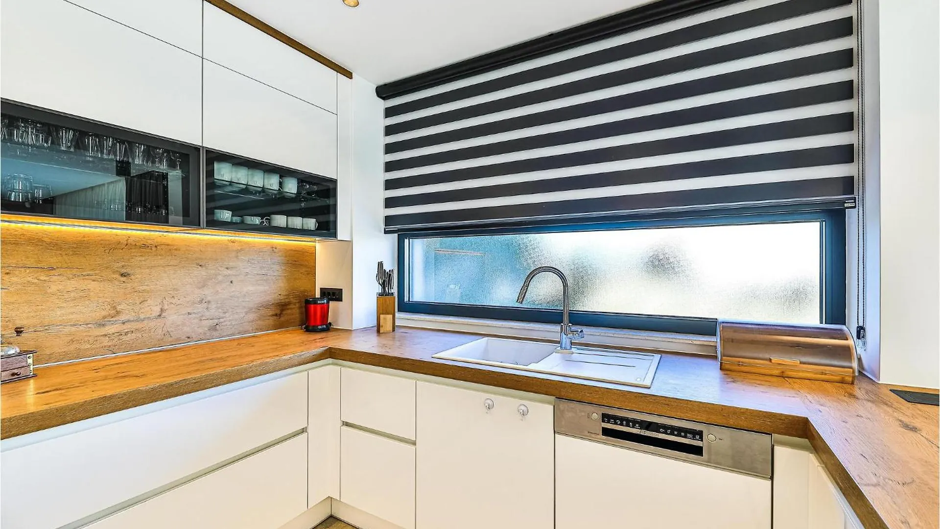 Beautiful Home In Trogir With Kitchen Croatia